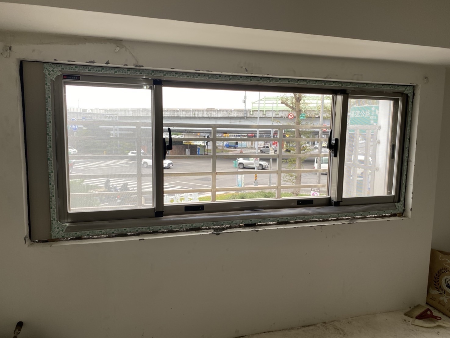 新店鋁門窗,新北市鋁門窗,景美鋁門窗,木柵鋁門窗,中和鋁門窗,永和鋁門窗,景美鋁門窗,安坑鋁門窗,華新鋁門窗安裝實績案例5